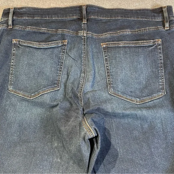 LOFT Women’s Skinny Jeans in Dark Blue Wash Sz 22 - Picture 4 of 13